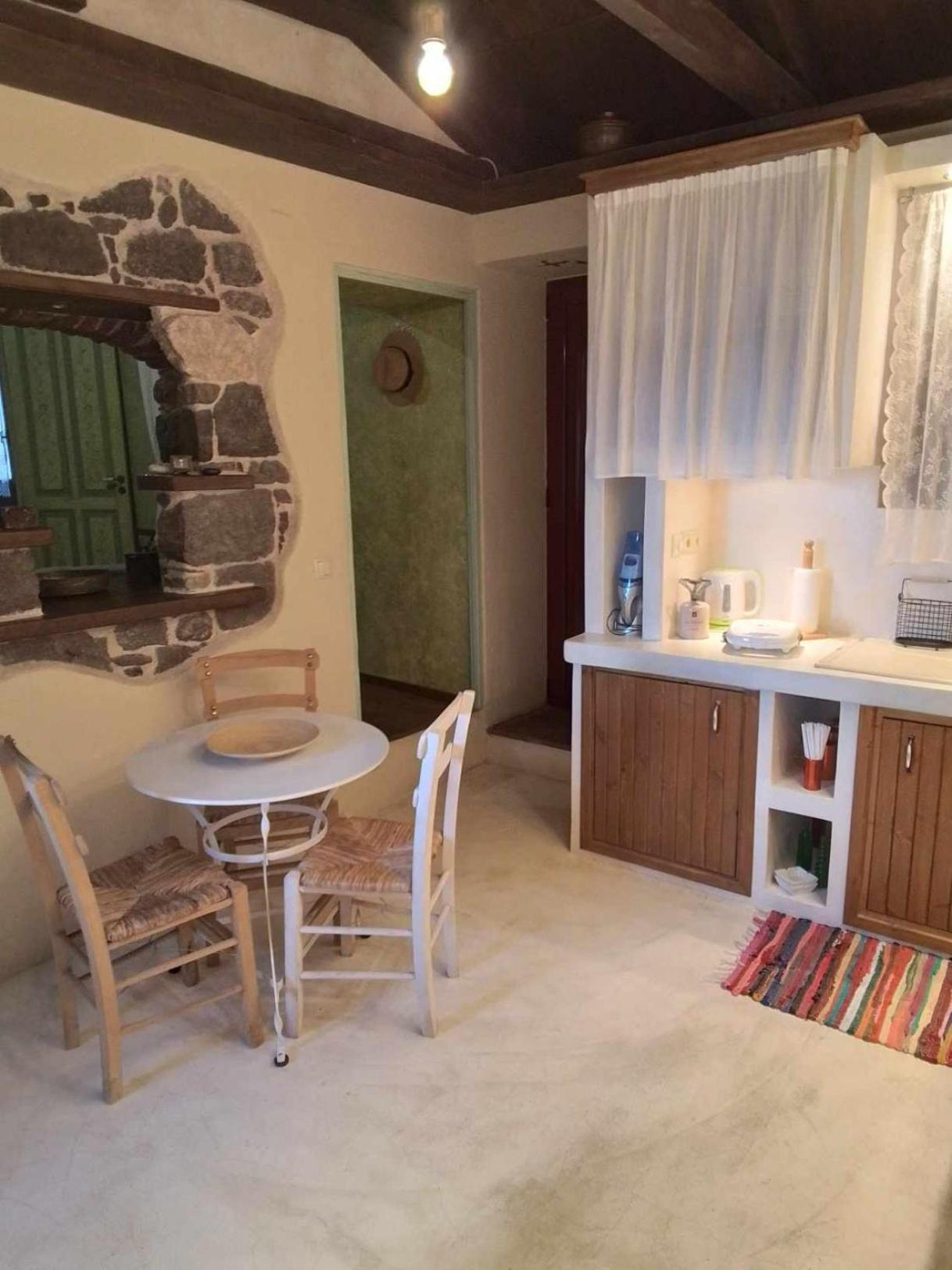 Appartamento Molyvos Boutique House Mythimna Esterno foto
